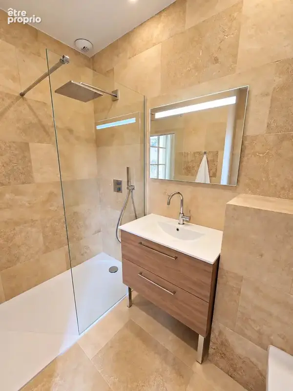 Appartement 3 pièces 84 m² à vendre à Uzes (30700) - photo 9