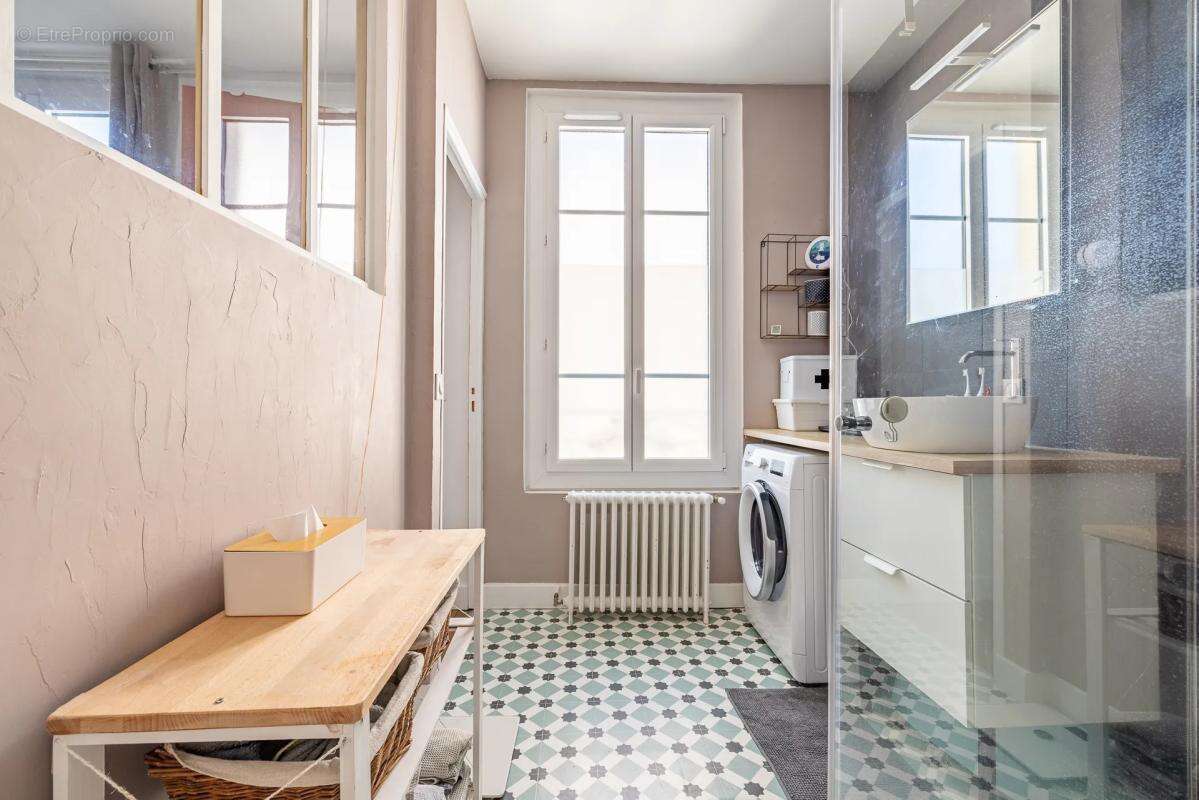 Appartement à VERSAILLES