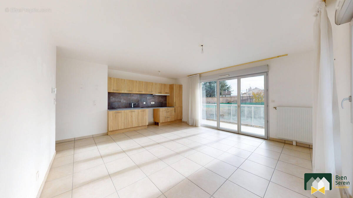 Appartement à MAINVILLIERS