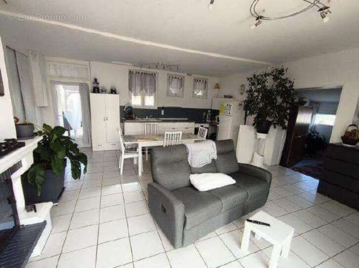 Maison à CHATELGUYON