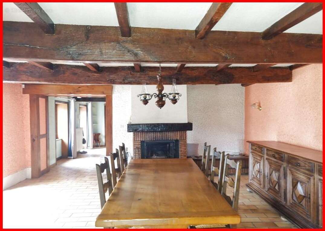 Maison à SAVIGNY