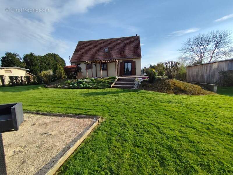 Maison à LA NEUVILLE-DU-BOSC