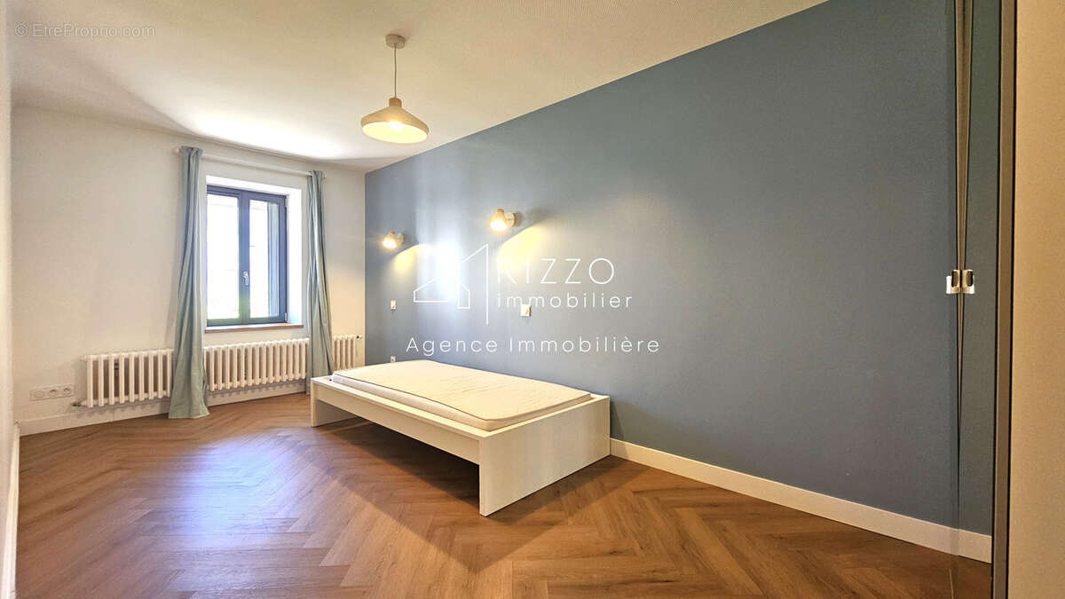 Appartement à DIVONNE-LES-BAINS