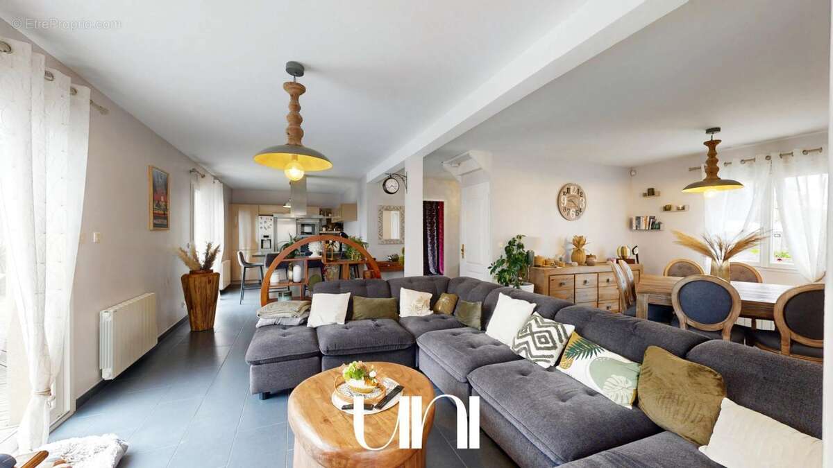 Maison à BLAINVILLE-SUR-ORNE