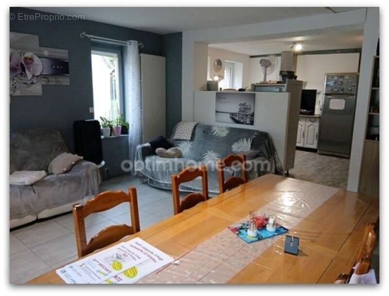 Maison à SAINT-LEOPARDIN-D'AUGY