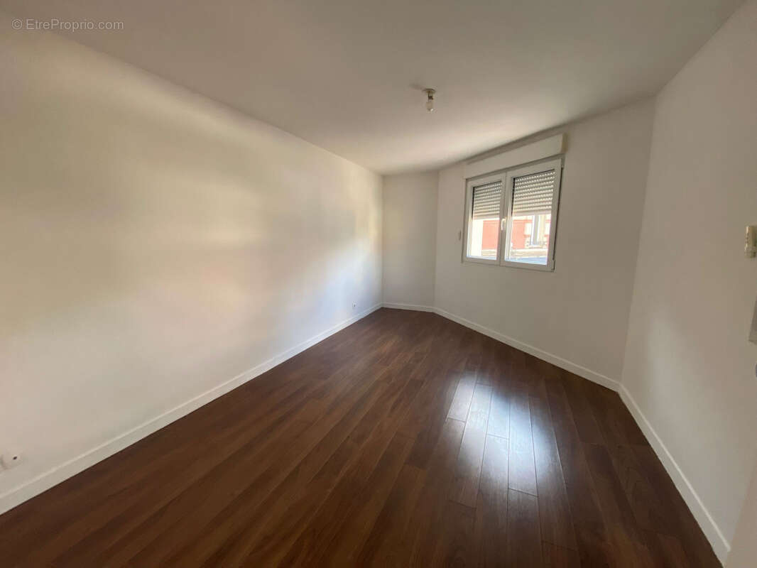 Appartement à LE BLANC-MESNIL