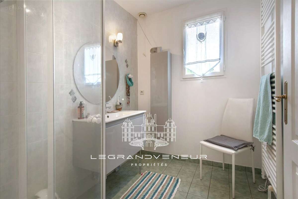 Maison à MILLY-LA-FORET