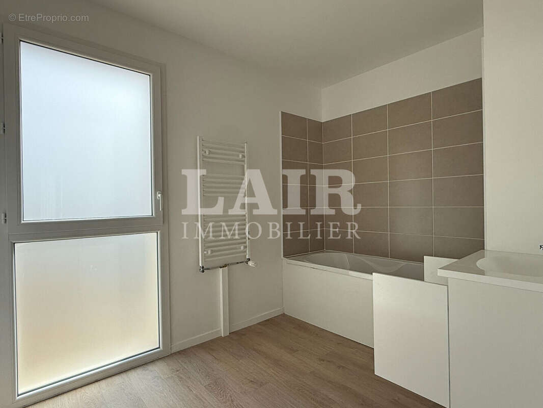 Appartement en duplex à Alençon avec jardinet - Réf 15397 - photo 5