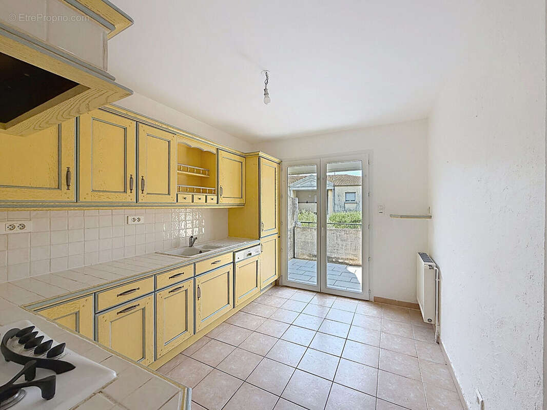 Appartement Villeneuve Les Avignon 3 pièce(s) 75.21 m2 TERRASSE + GARAGE - photo 7