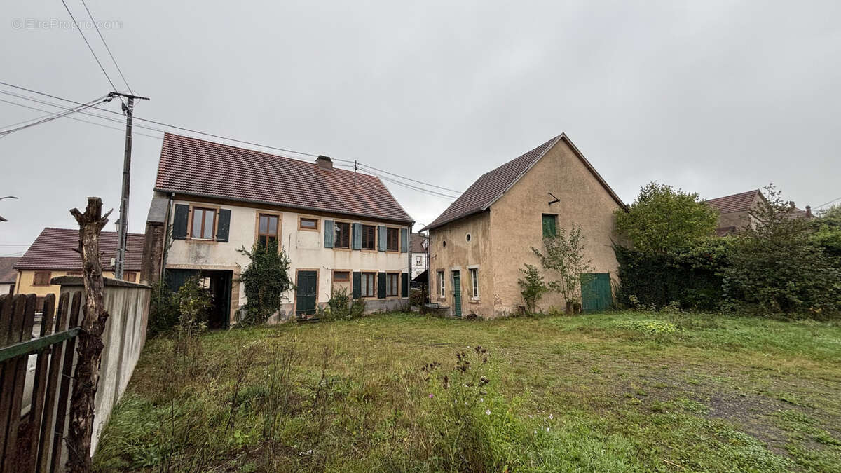 Maison à LUTZELHOUSE