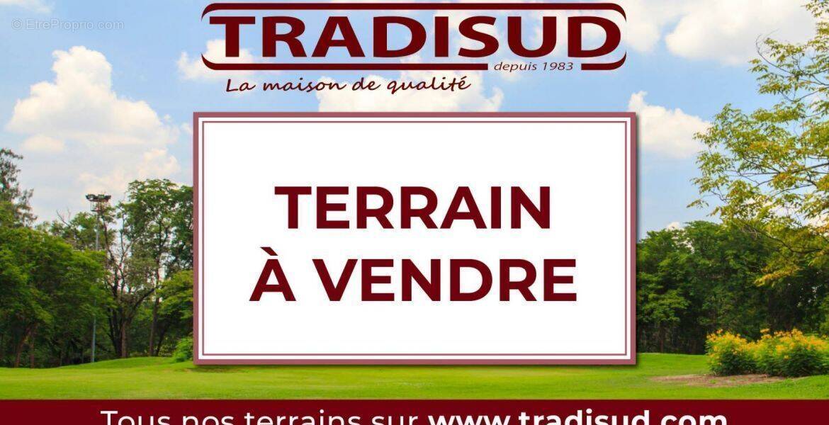 Terrain à VENTABREN