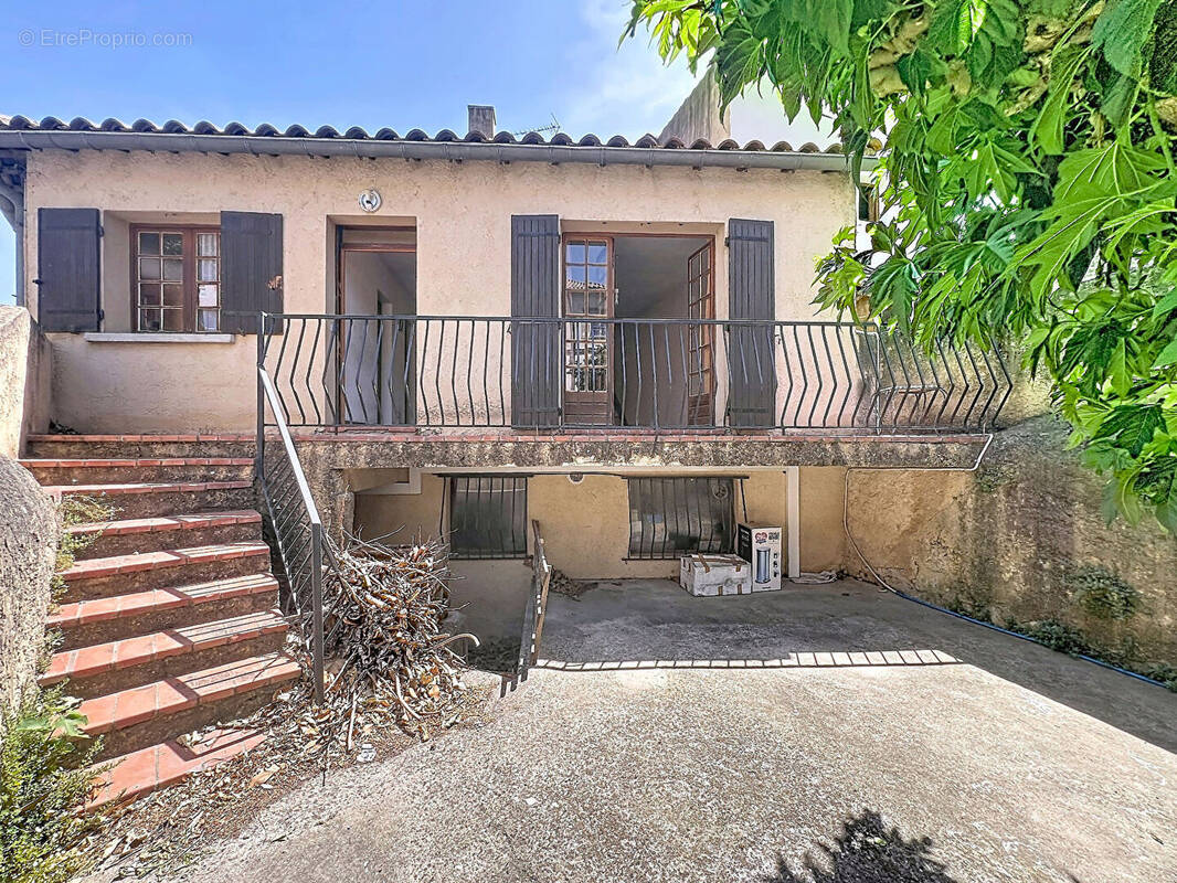 Appartement à ROCHEFORT-DU-GARD