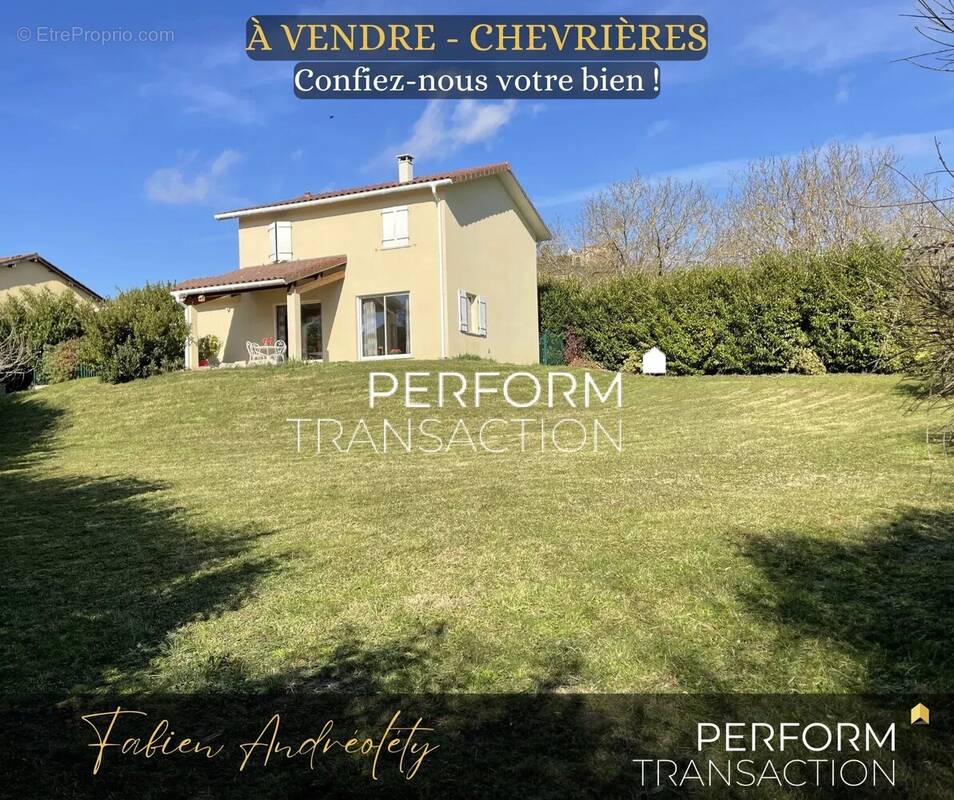 Maison à CHEVRIERES