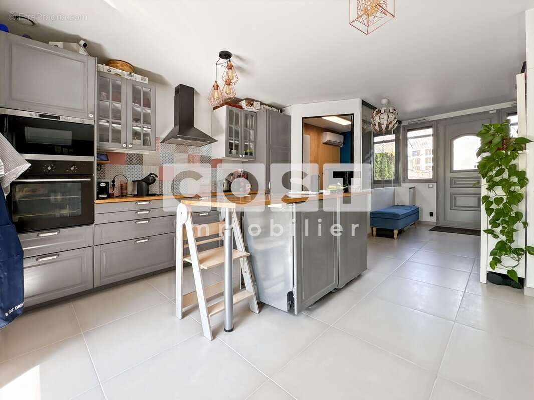 Maison à BOIS-COLOMBES