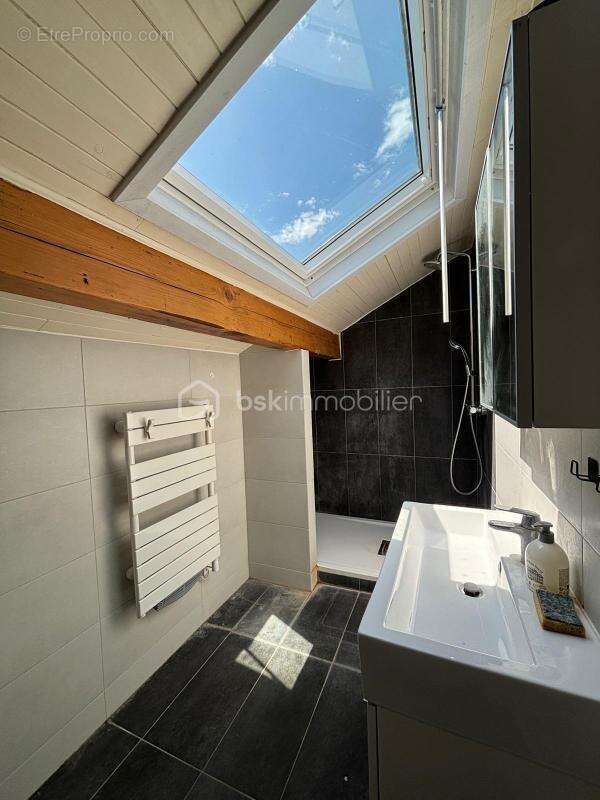 Appartement à DOUVAINE