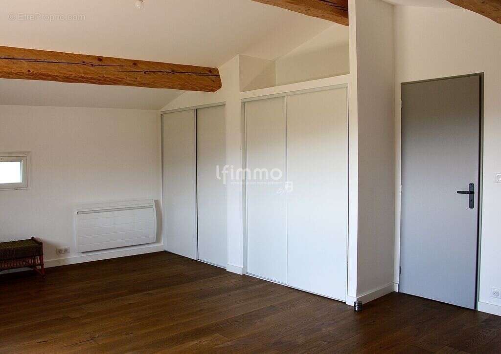 Bastide du 18e entièrement rénovée - photo 16