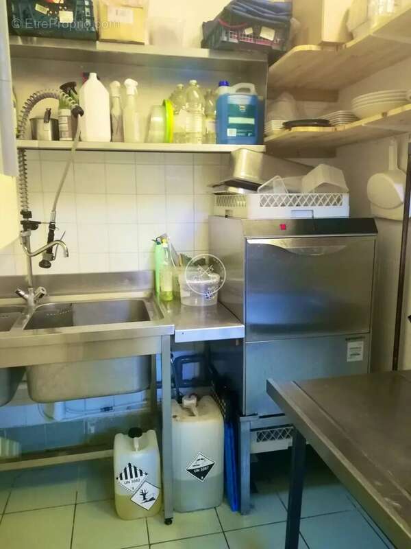 Commerce à SAINT-RAPHAEL