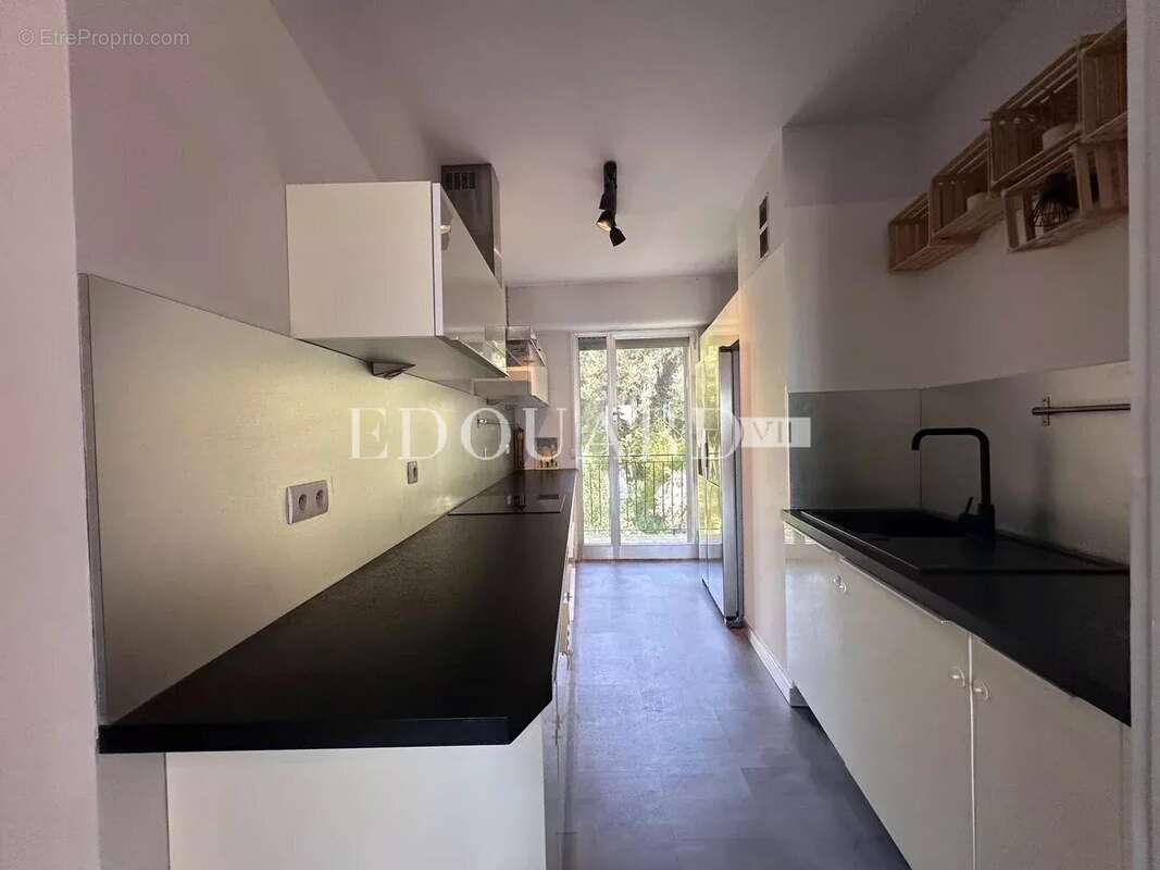 Appartement à ROQUEBRUNE-CAP-MARTIN