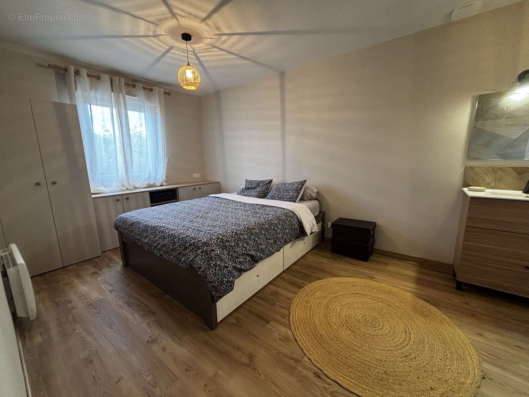 Maison 150 m² à Beaumont-En-Veron  - photo 8