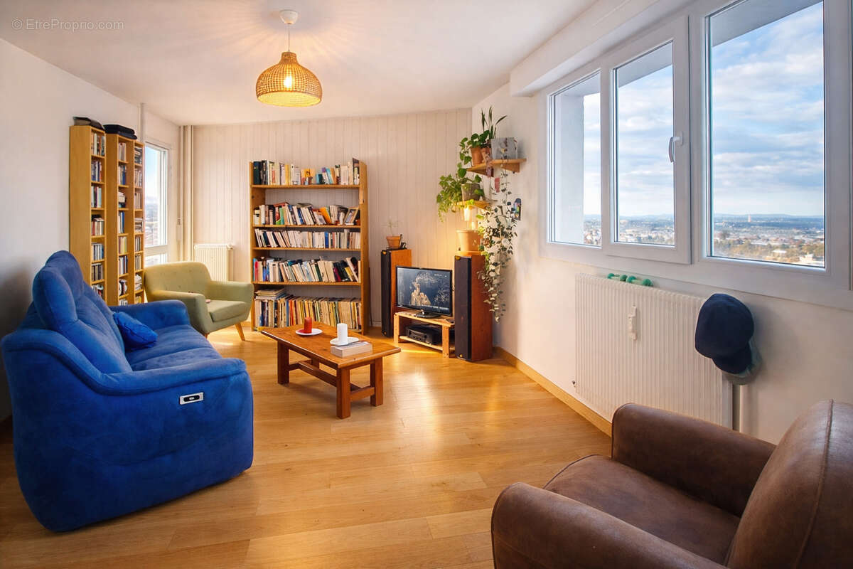 Appartement à AUDINCOURT