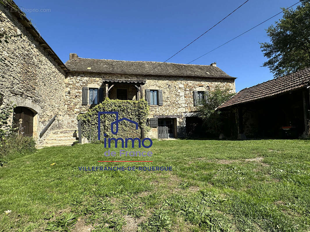 Maison à RIEUPEYROUX