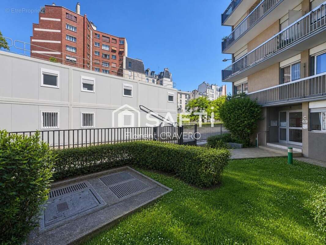Photo 6 - Appartement à PARIS-18E