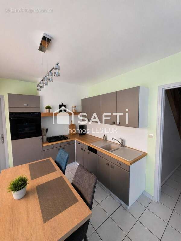 Photo 3 - Maison à SAINT-GEORGES-DES-GROSEILLERS