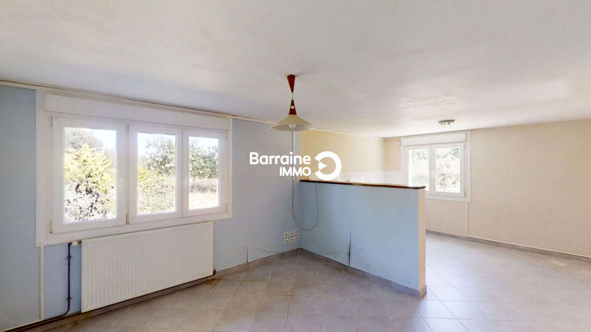 EXCLUSIVITE : Propriété de 164m² avec vue mer sur un terrain de 2 020 m² - photo 15
