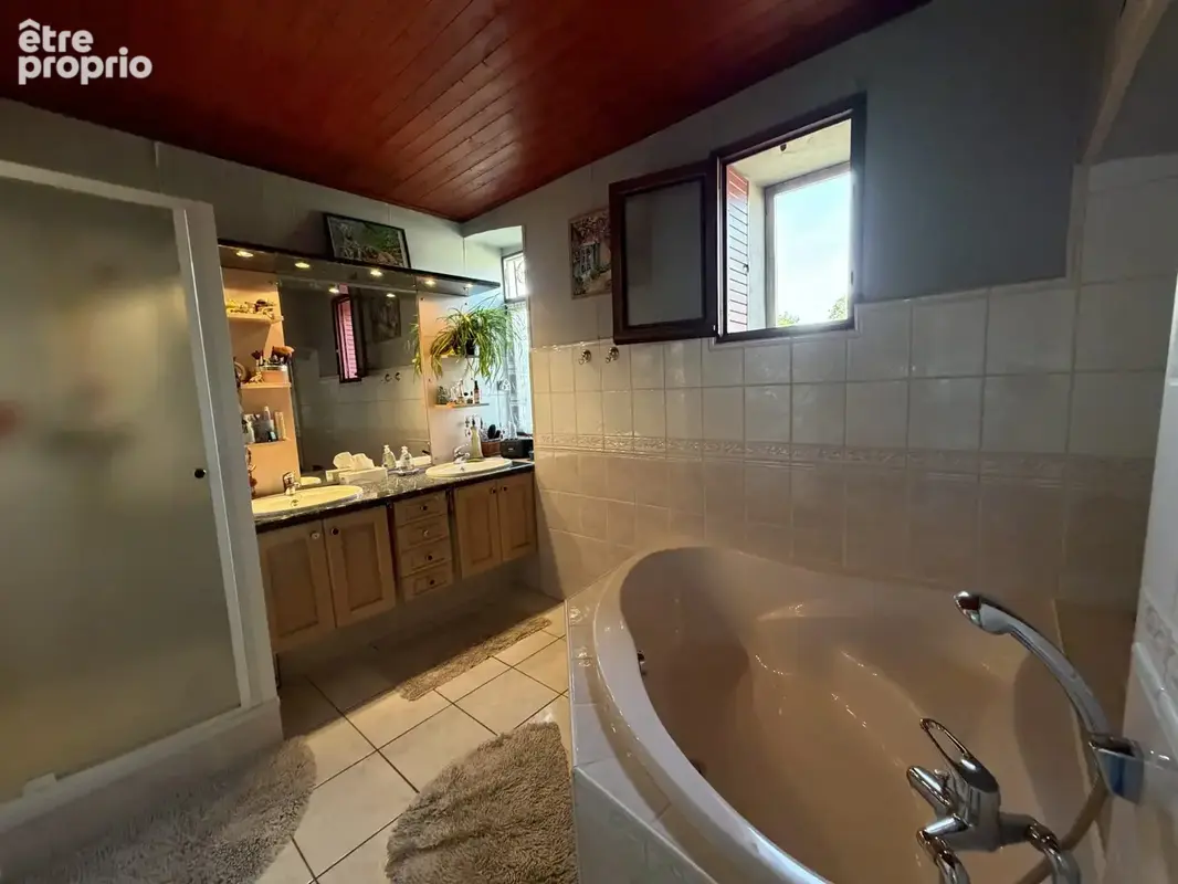 Maison 4 pièces 160 m² à vendre à Brezins (38590) - photo 8