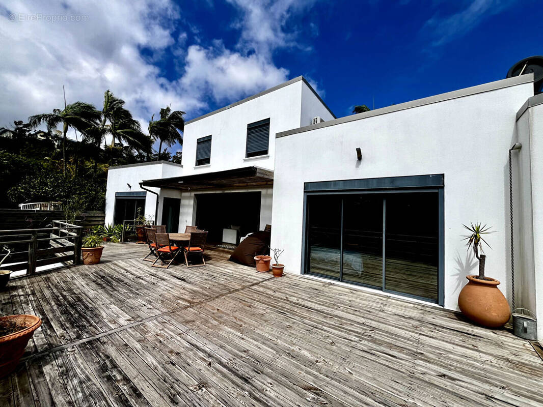 Maison à SAINT-DENIS