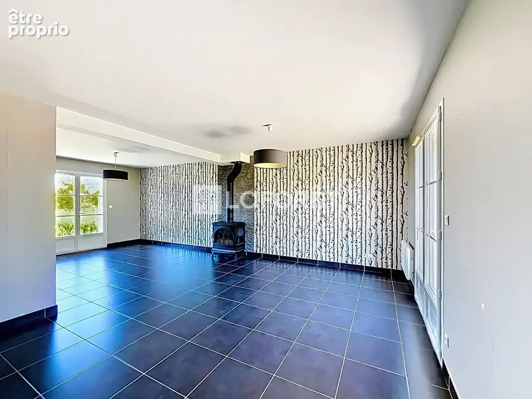 Maison Familiale Chaingy 7 pièces 141 m² - photo 3