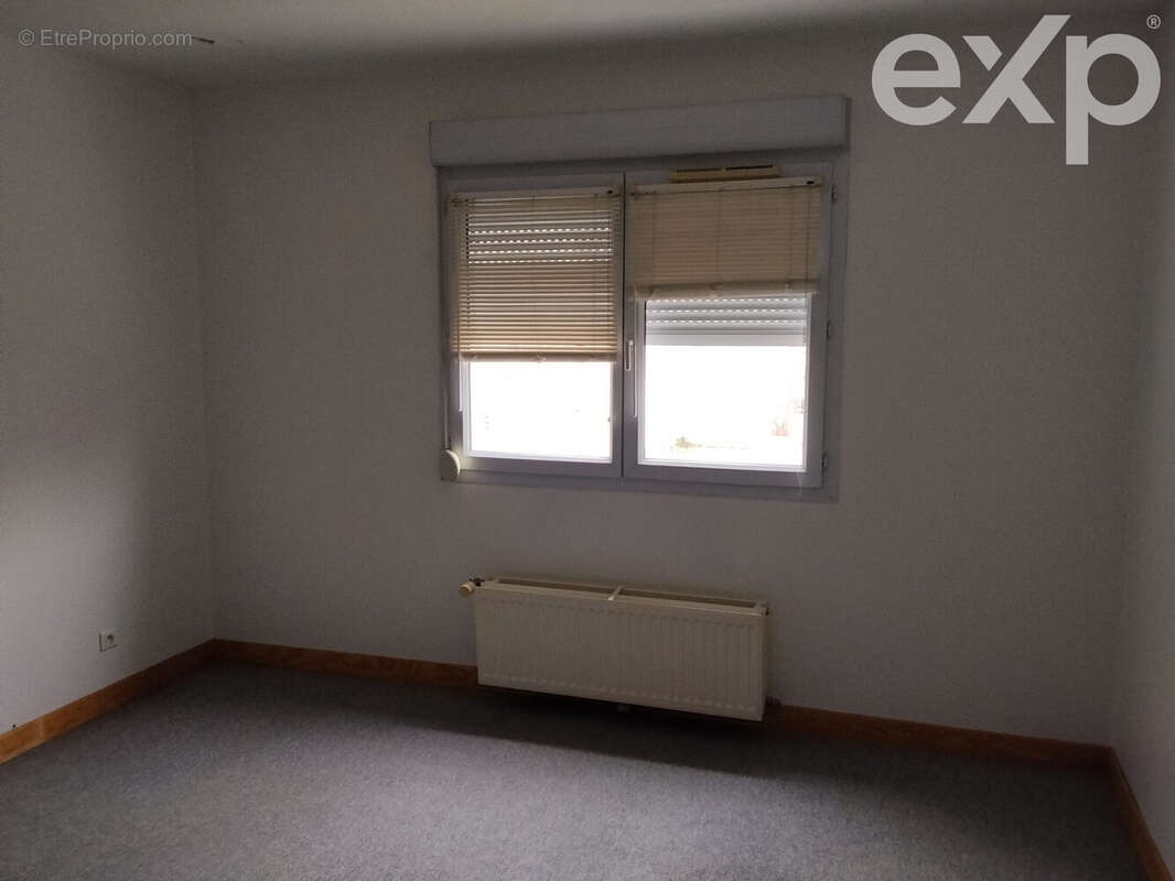 Commerce à CHATENOY-LE-ROYAL