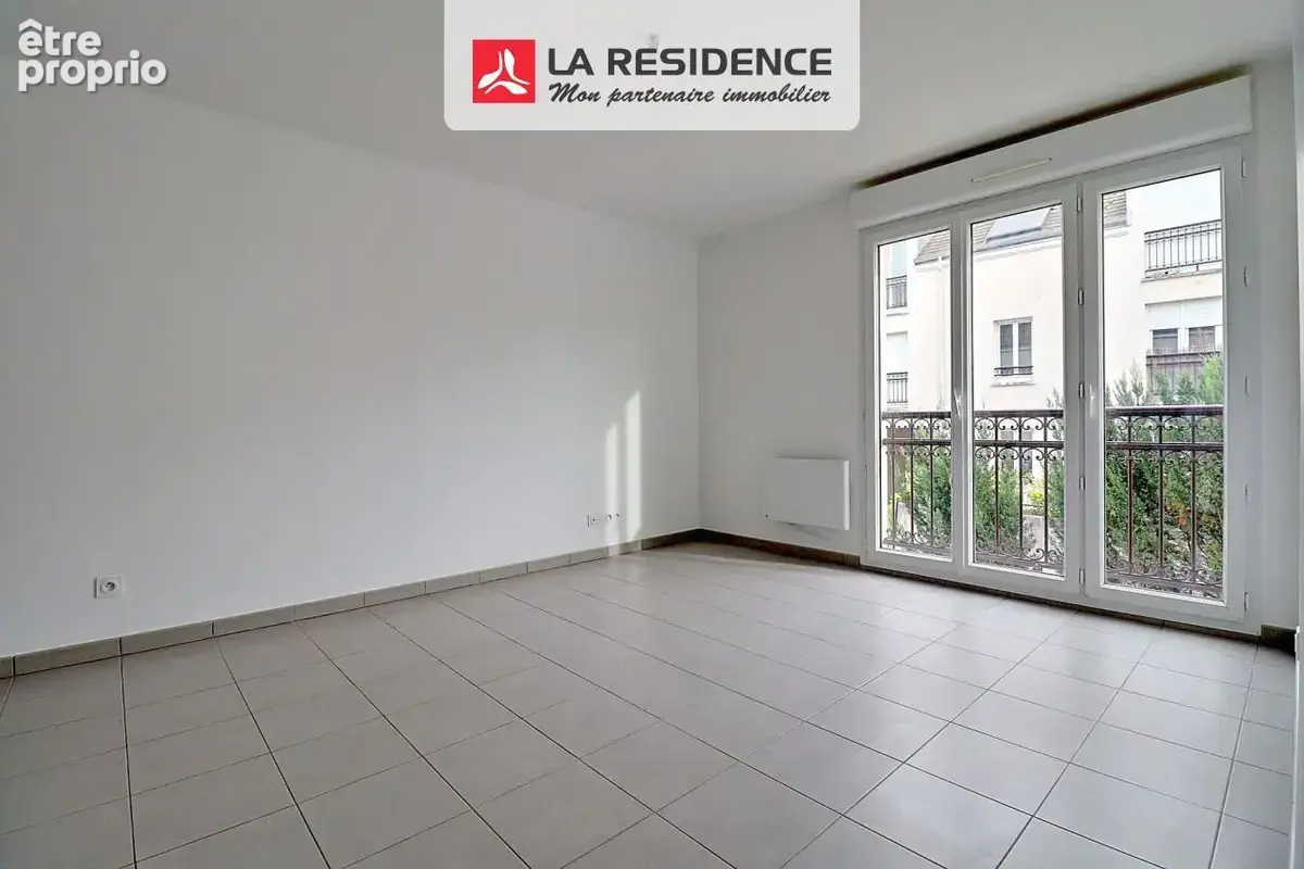 Appartement 2 pièces 34 m² à vendre à Ecquevilly (78920) - photo 2