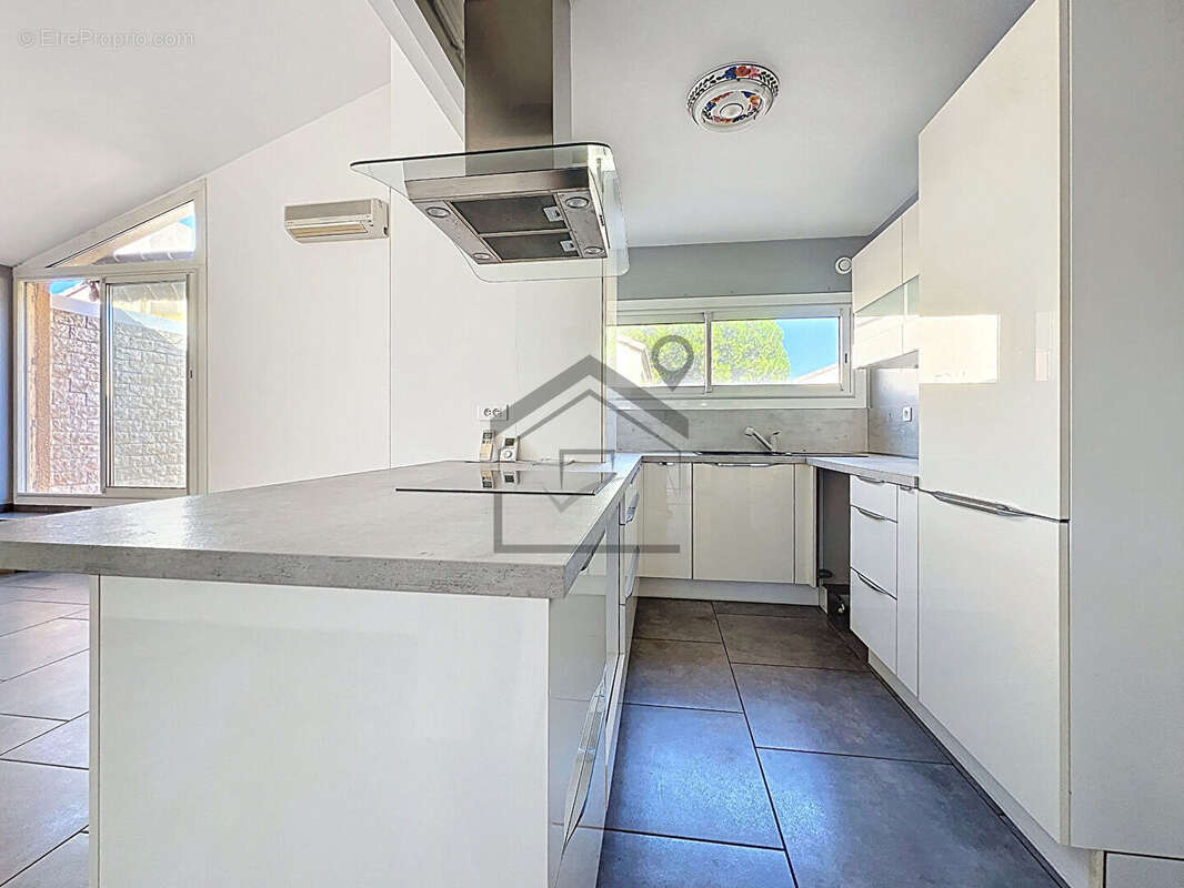 Appartement à VITROLLES