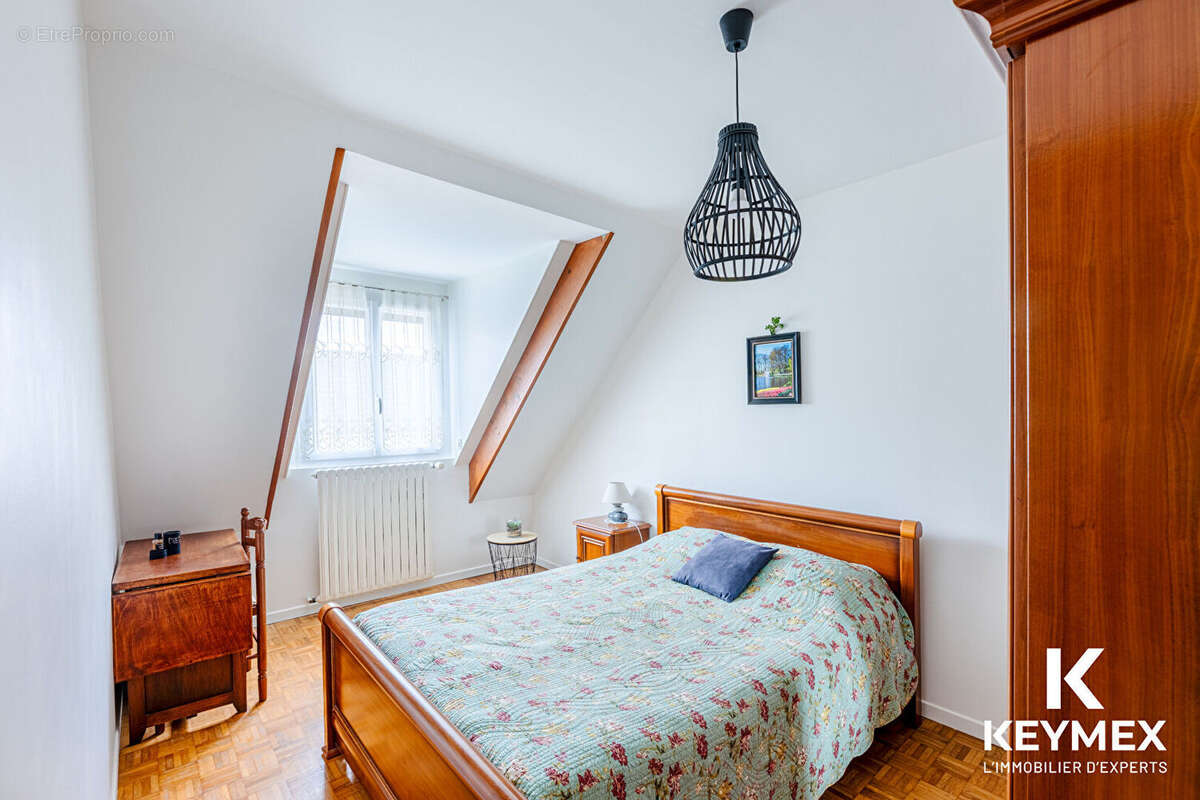 Maison à PERSAN