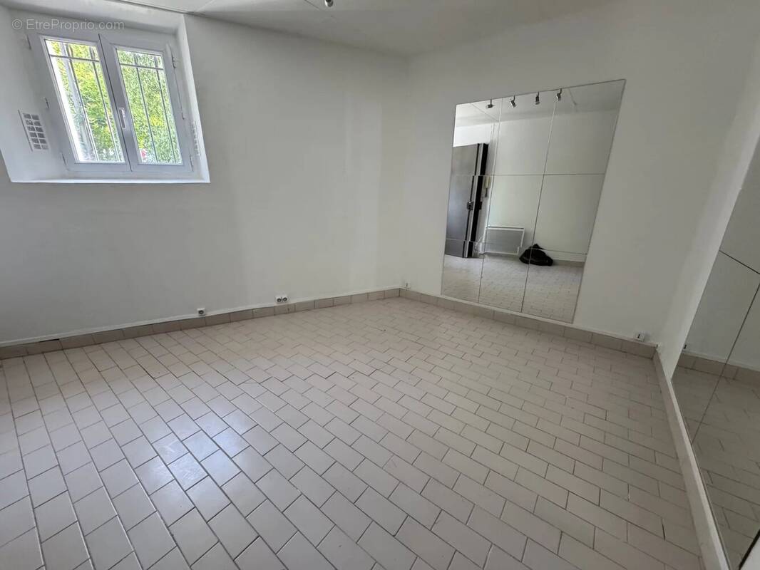 Appartement à PARIS-20E