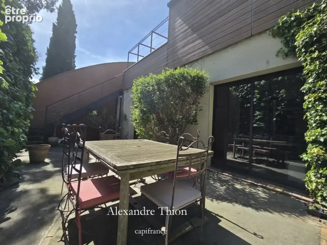 Maison à vendre 11 pièces CALUIRE ET CUIRE (69) - photo 6