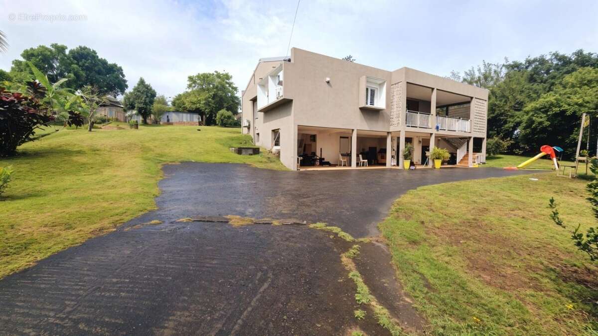 Maison à LE LAMENTIN