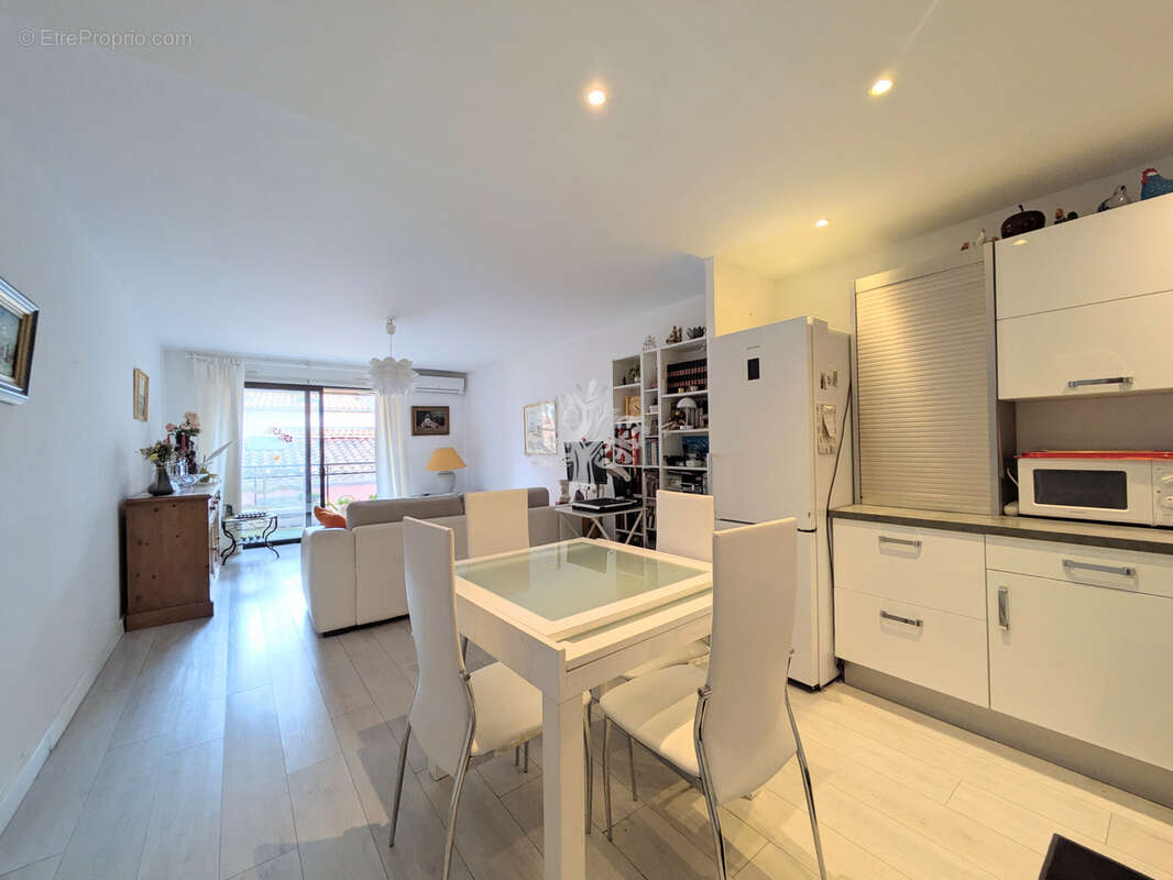 Appartement à SANARY-SUR-MER
