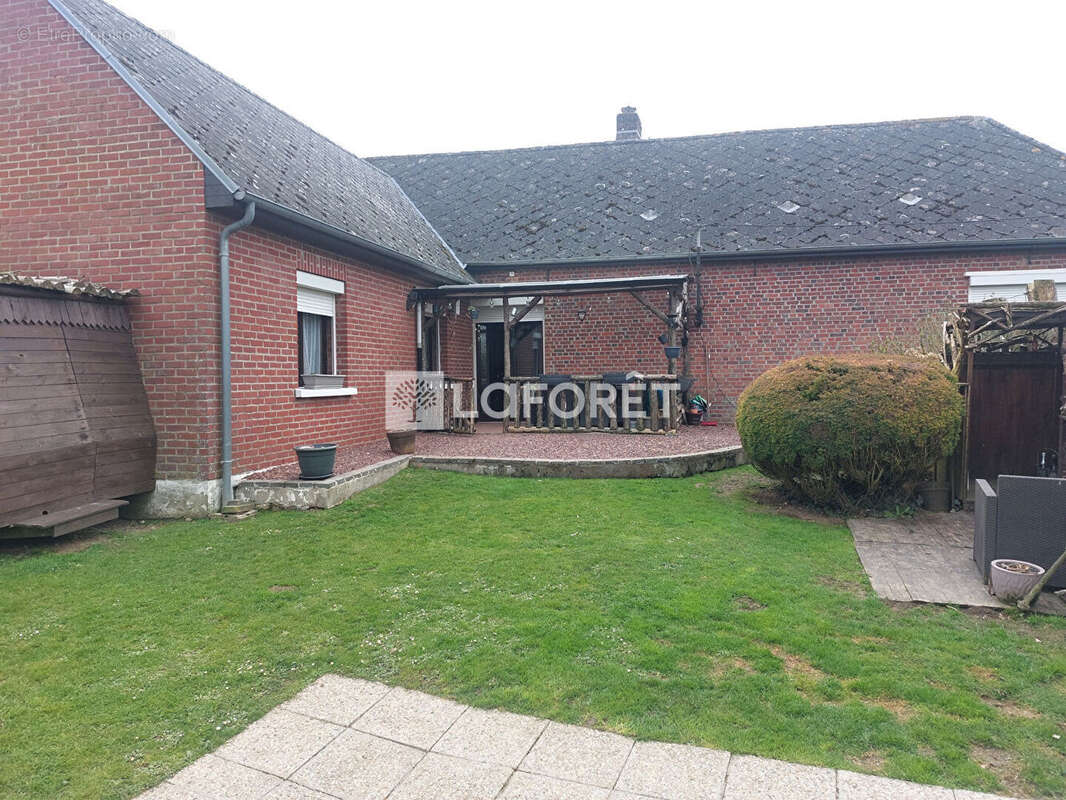 Maison à VACQUERIE-LE-BOUCQ