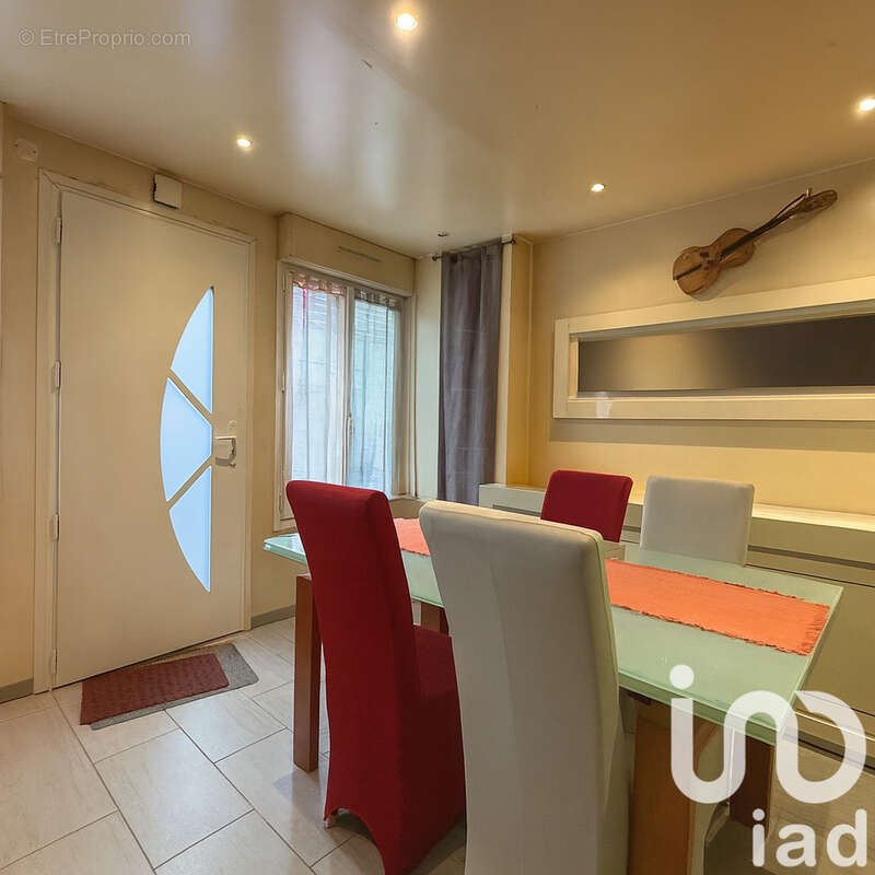 Photo 2 - Maison à PIERRELAYE