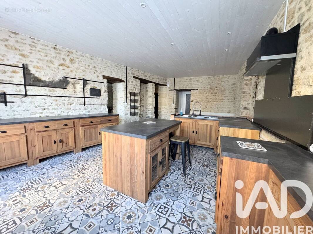 Photo 1 - Maison à LA CAILLERE-SAINT-HILAIRE