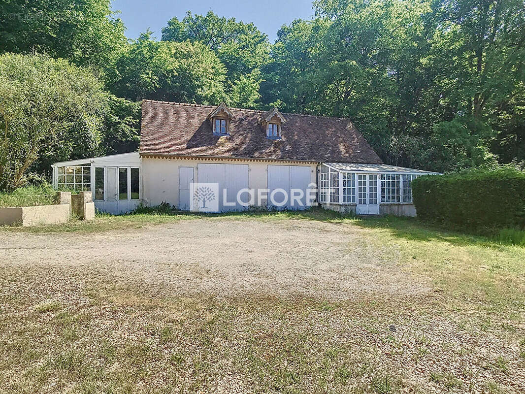 Villa Cour Cheverny 10 pièces - photo 14