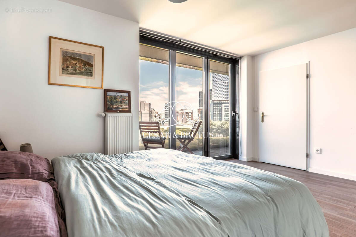 Appartement à NANTERRE