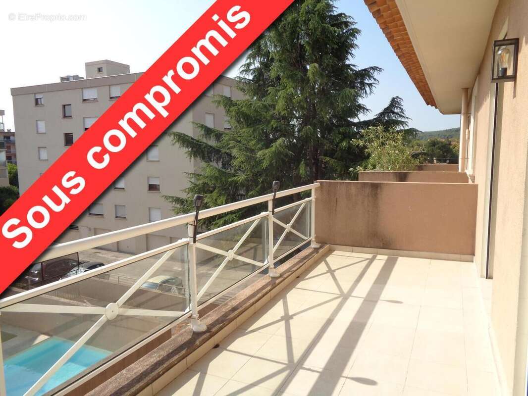   - Appartement à DRAGUIGNAN