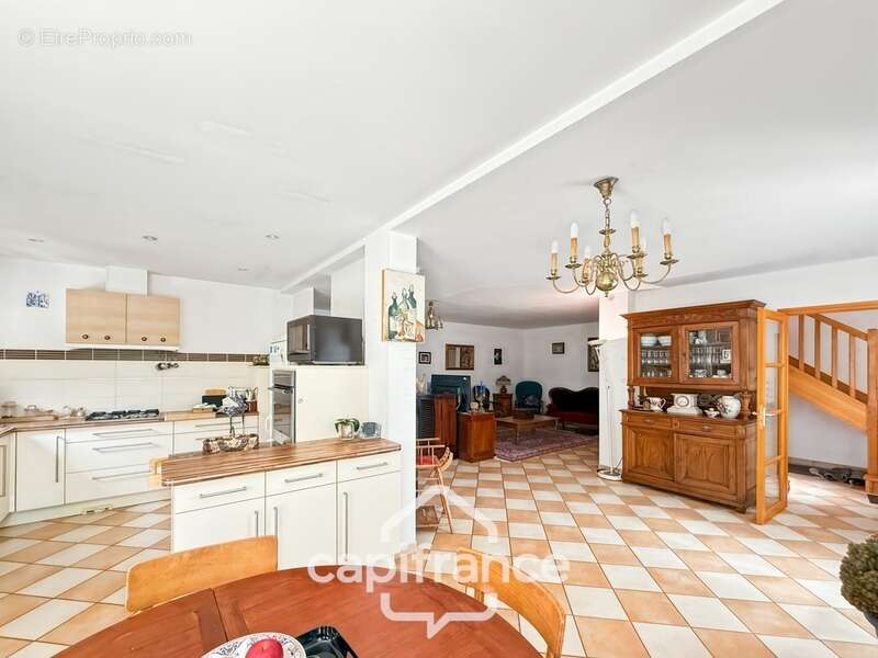 Maison à NOYAL-PONTIVY