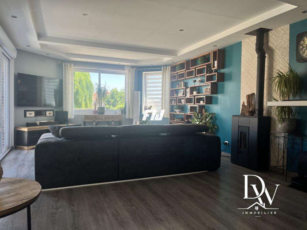 Maison 5 pièces / 154 m² / 269 000 EUR / LECLUSE - photo 3