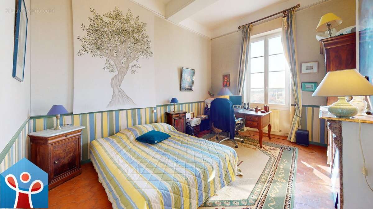 Maison 265 m² à Portiragnes  - photo 9