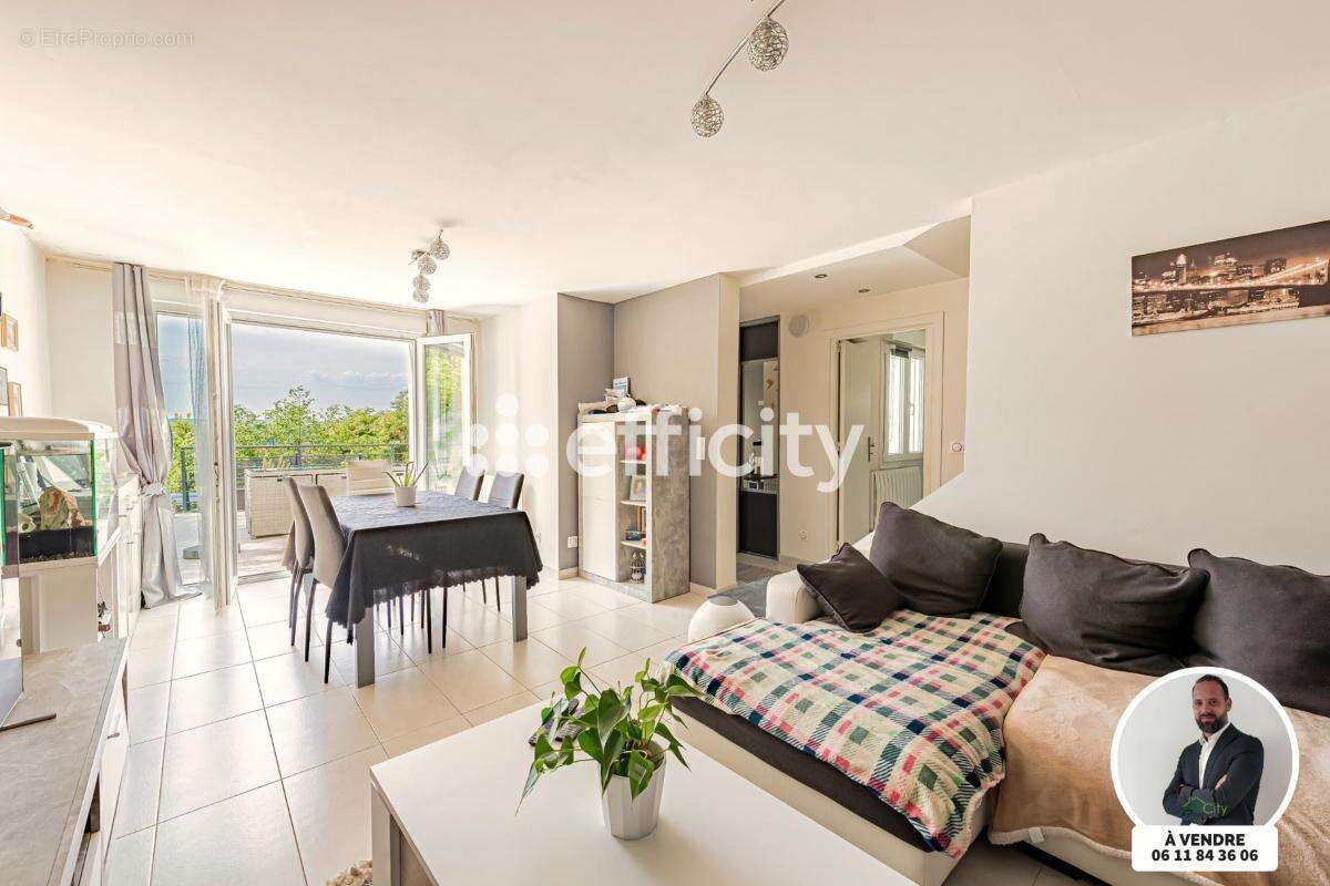 Maison à VILLENEUVE-SAINT-GEORGES