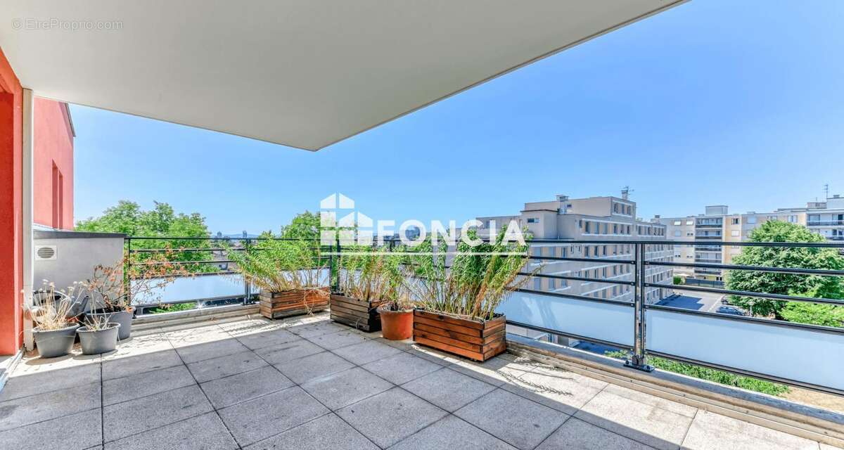 Appartement à CALUIRE-ET-CUIRE